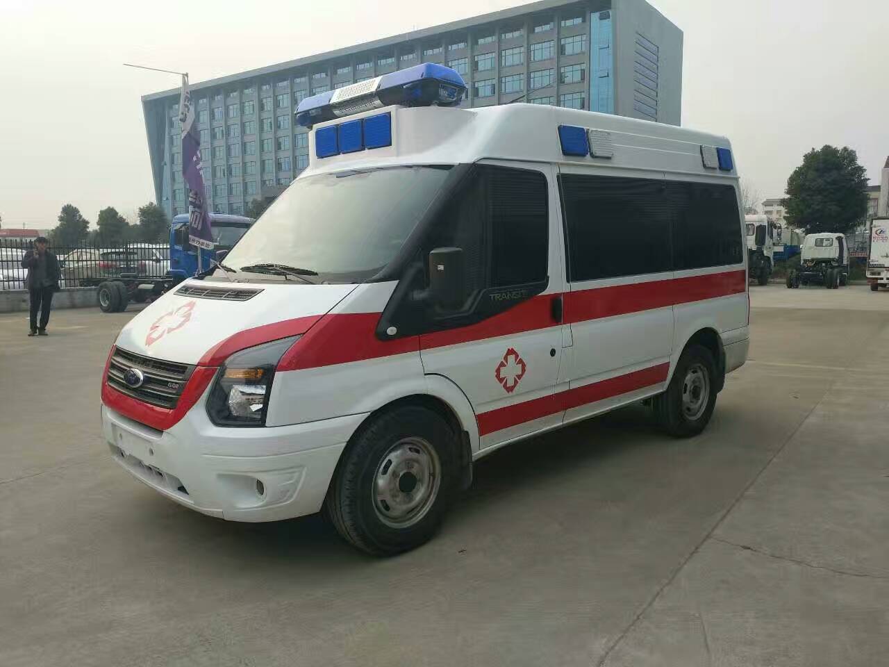 新世代V348短軸柴油救護車(chē)