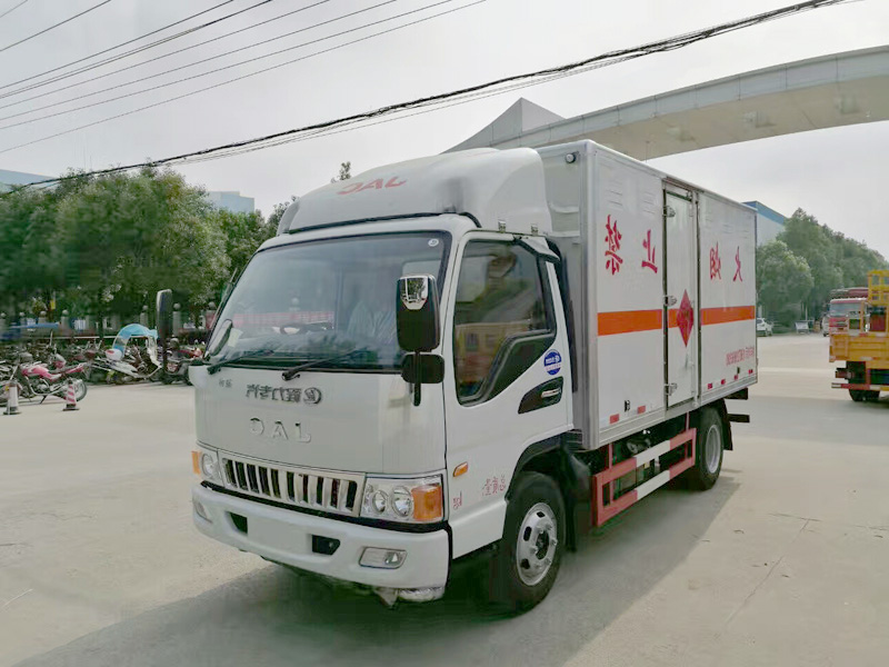 江淮4米2（3.5噸）爆破器材車(chē)